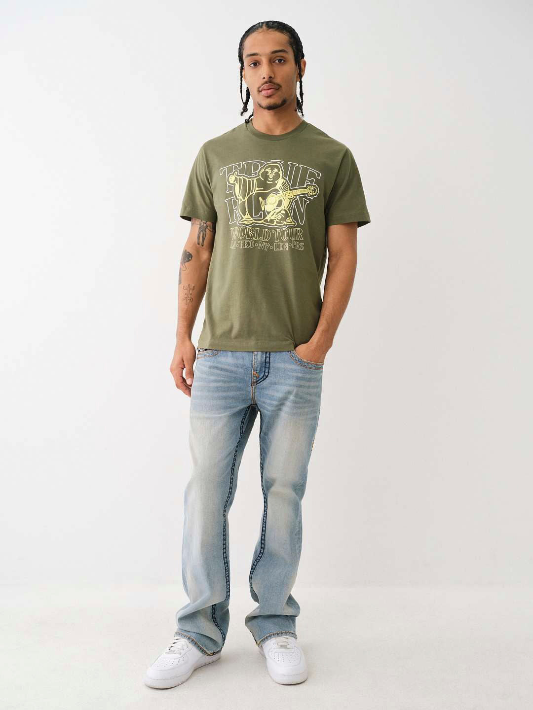 True Religion Men Super T Billy Bootcut Fit Medium Wash Jeans