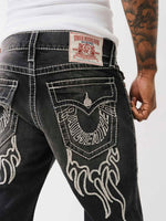 True Religion Men BIG T Billy Bootcut Fit Pure Cotton Mid Rise Jeans