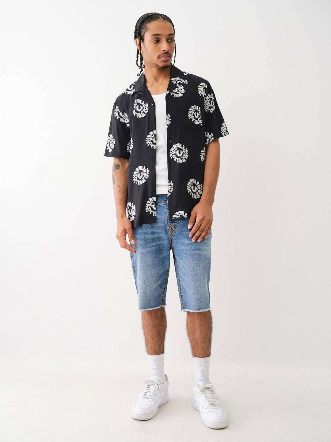 True Religion Men Black Printed Cuban Collar Short Sleeves Shirt