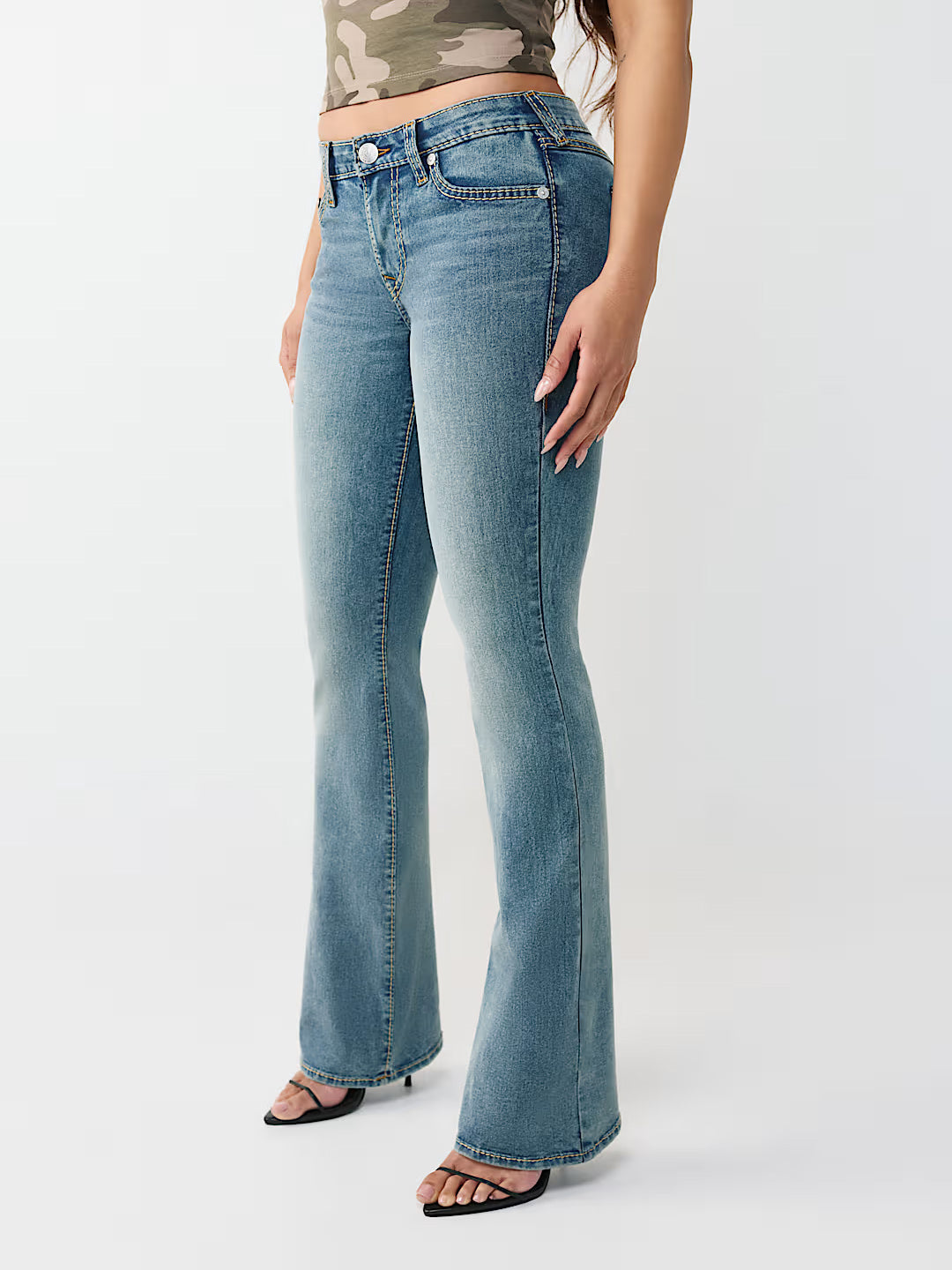 True Religion Women Blue Solid Bootcut Stretchable Big T Becca Jeans