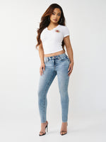 True Religion Women Blue Solid Super Skinny Stretchable Big T Jennie Jeans
