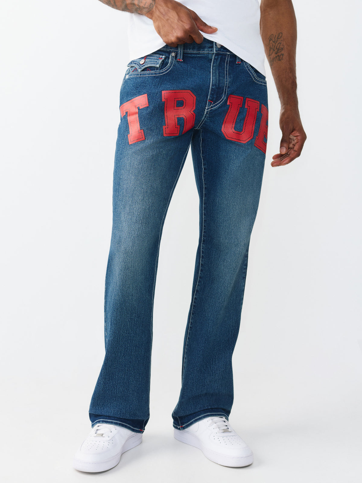 True Religion Men Blue Solid Bootcut Stretchable SN Billy Jeans