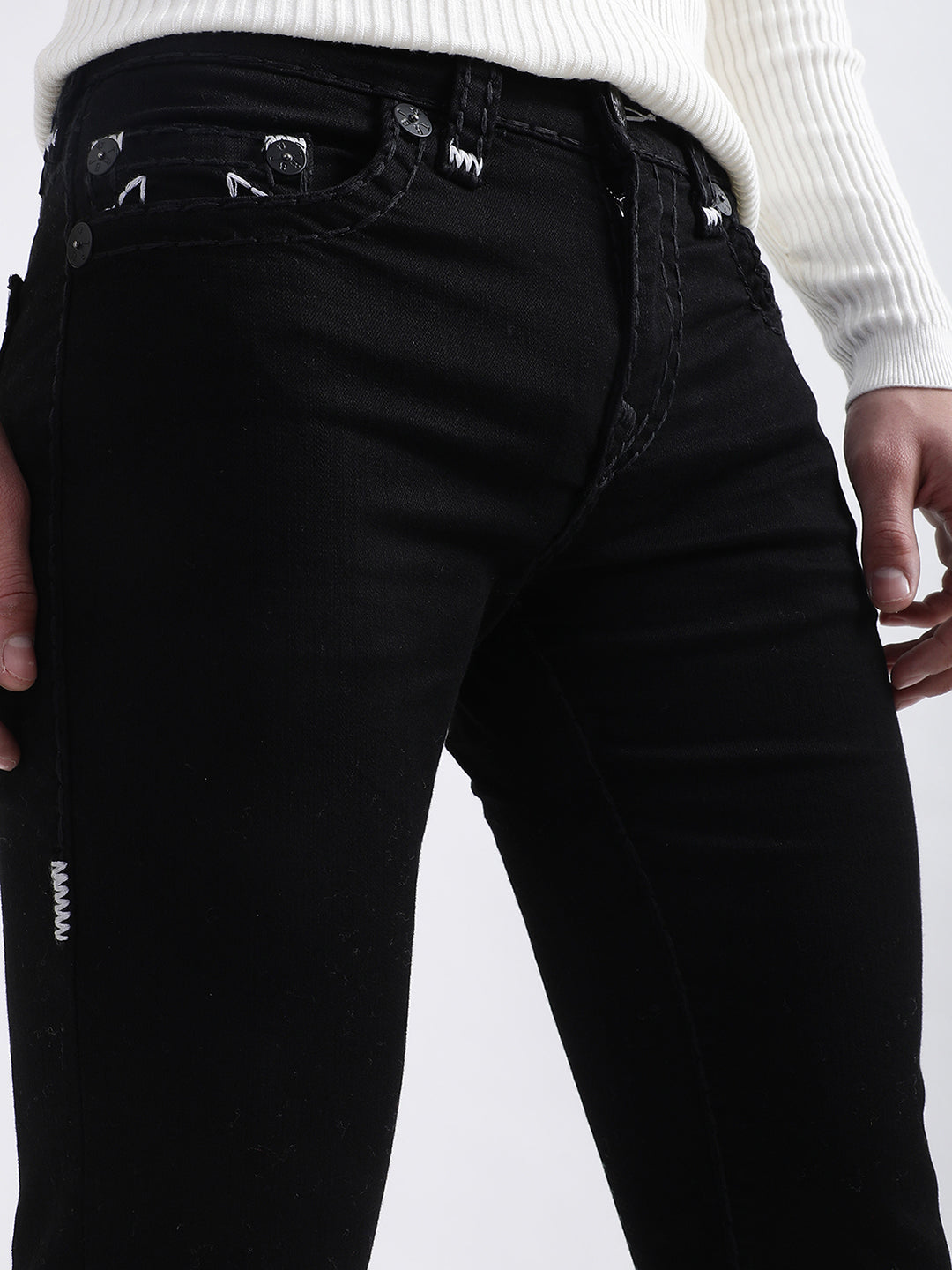 True Religion Men Black Solid Straight Fit Jeans