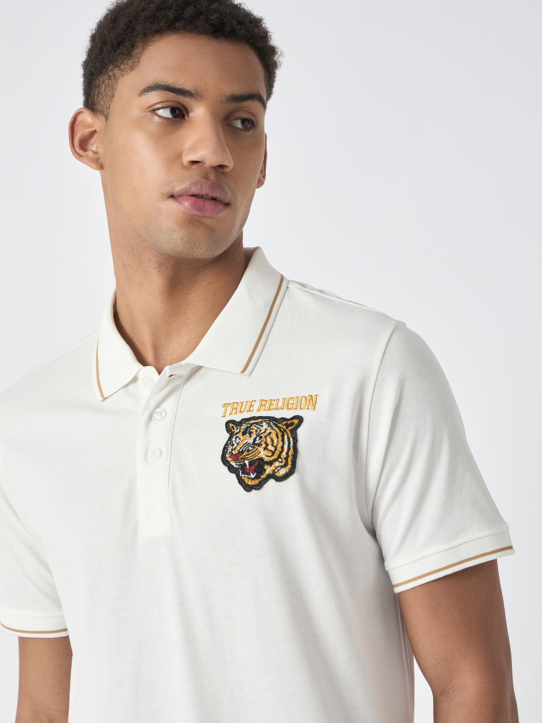 True Religion Men White Solid Polo Collar Short Sleeves Polo Tshirt