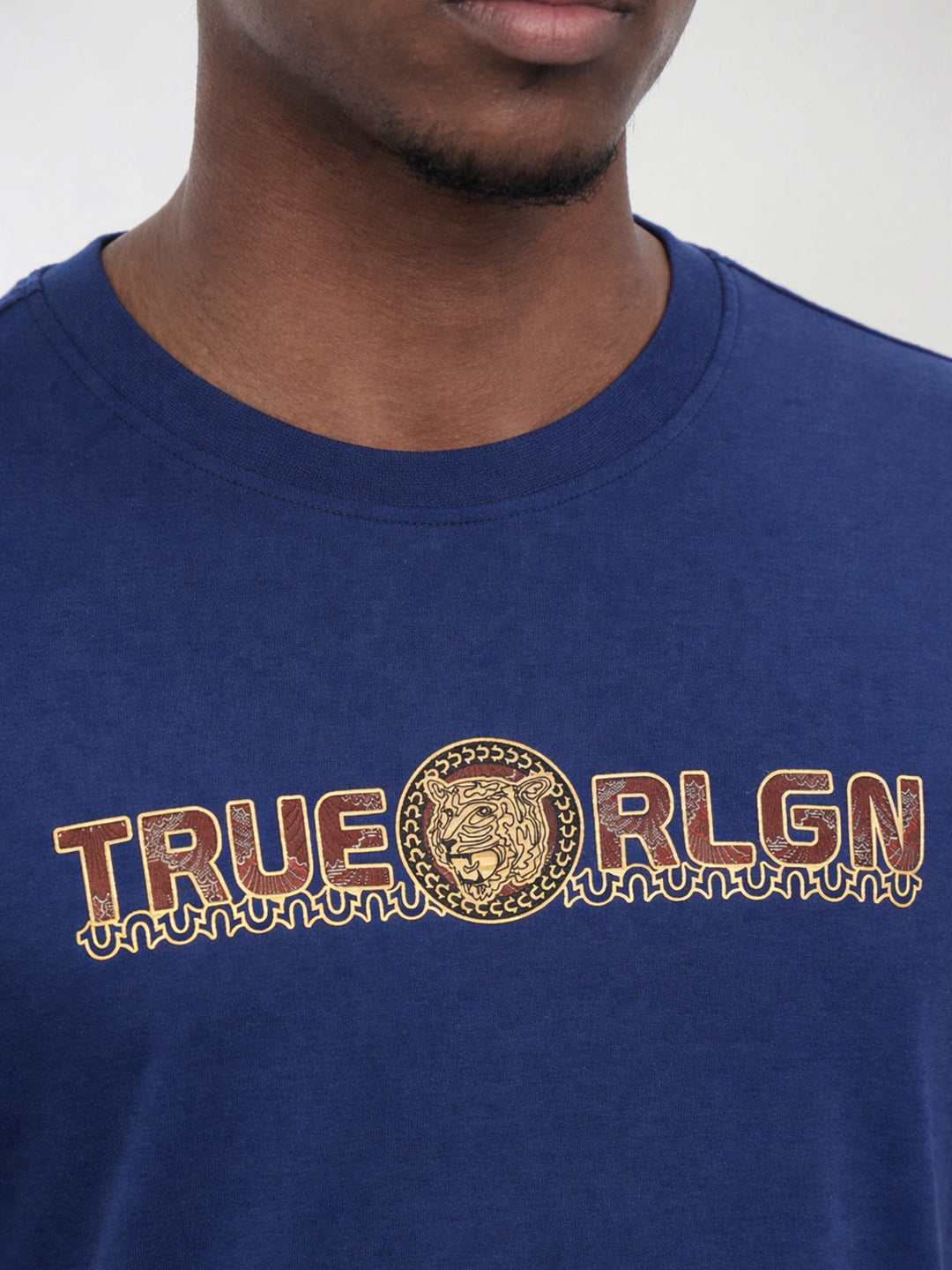 True Religion Men Blue Solid Regular Fit Pure Cotton T-Shirt