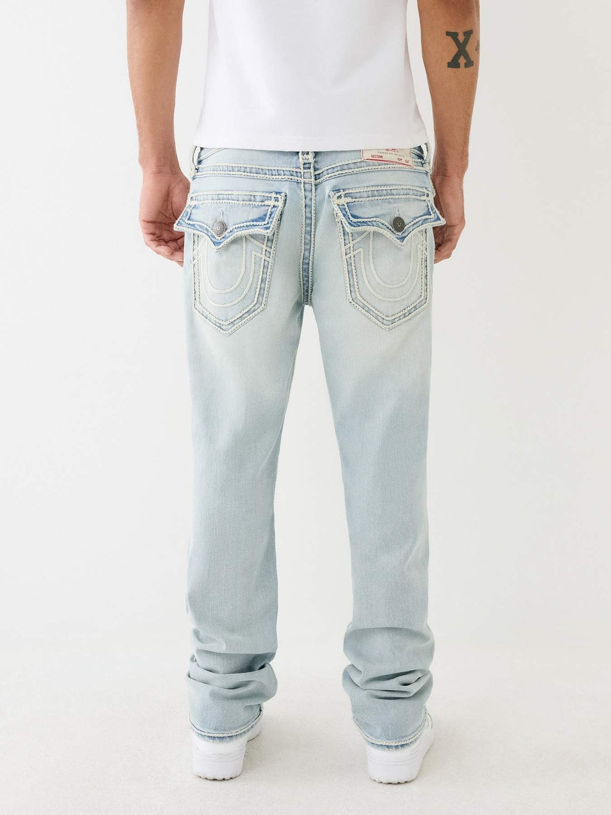 True Religion Men Blue Solid Straight Fit Mid-Rise Jeans