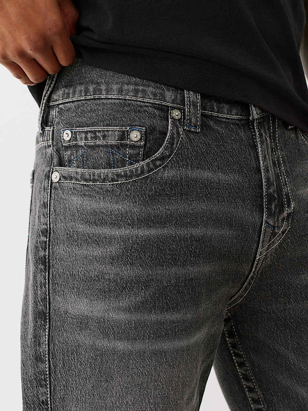 True Religion Men SN Rocco Slim Fit Pure Cotton Mid Rise Jeans