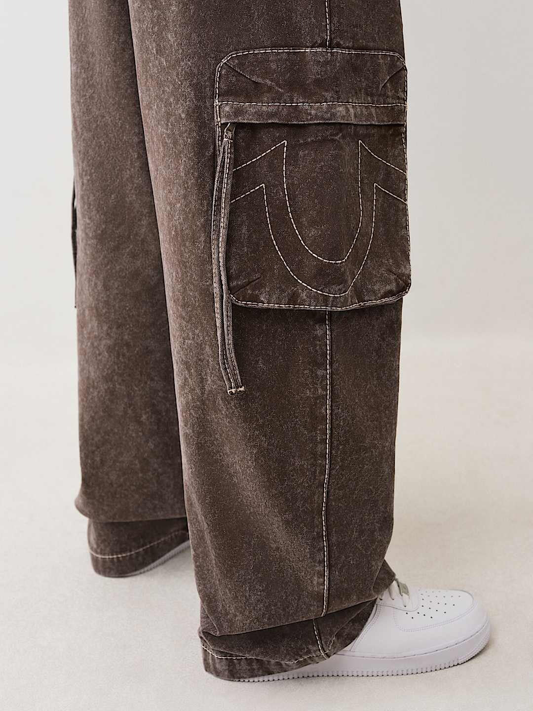 Men brown oversized big t cargo trouser