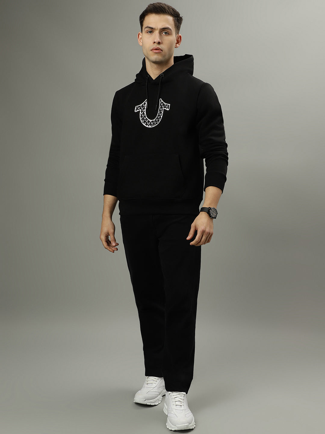 Men black solid hooded long sleeves sweatshirt