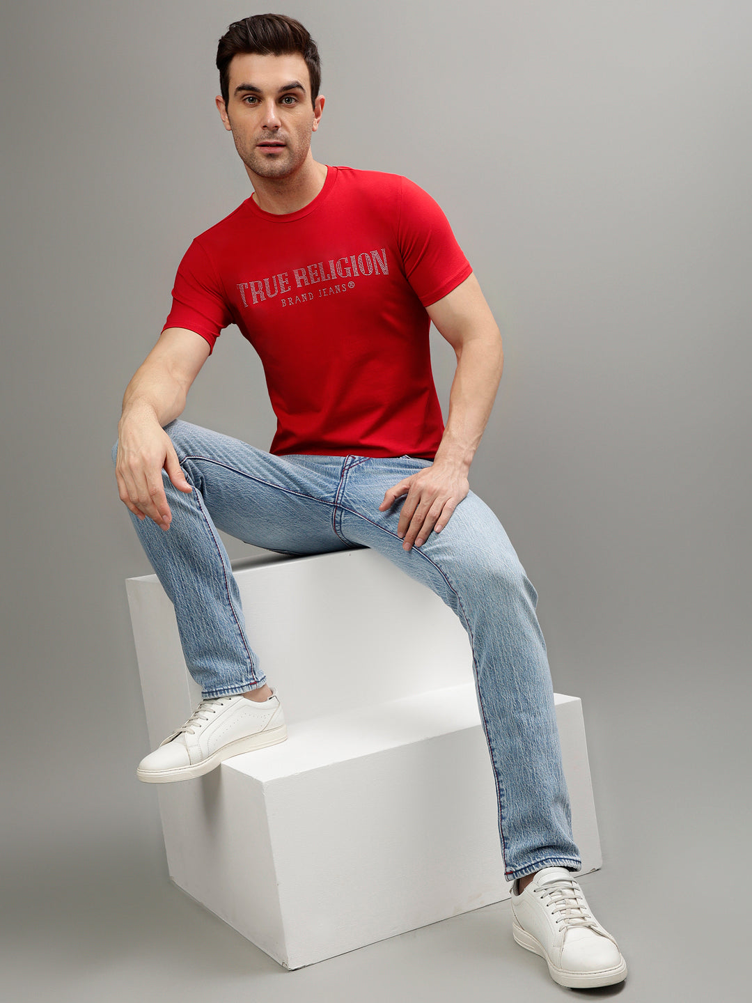Red fashion regular fit tshirt