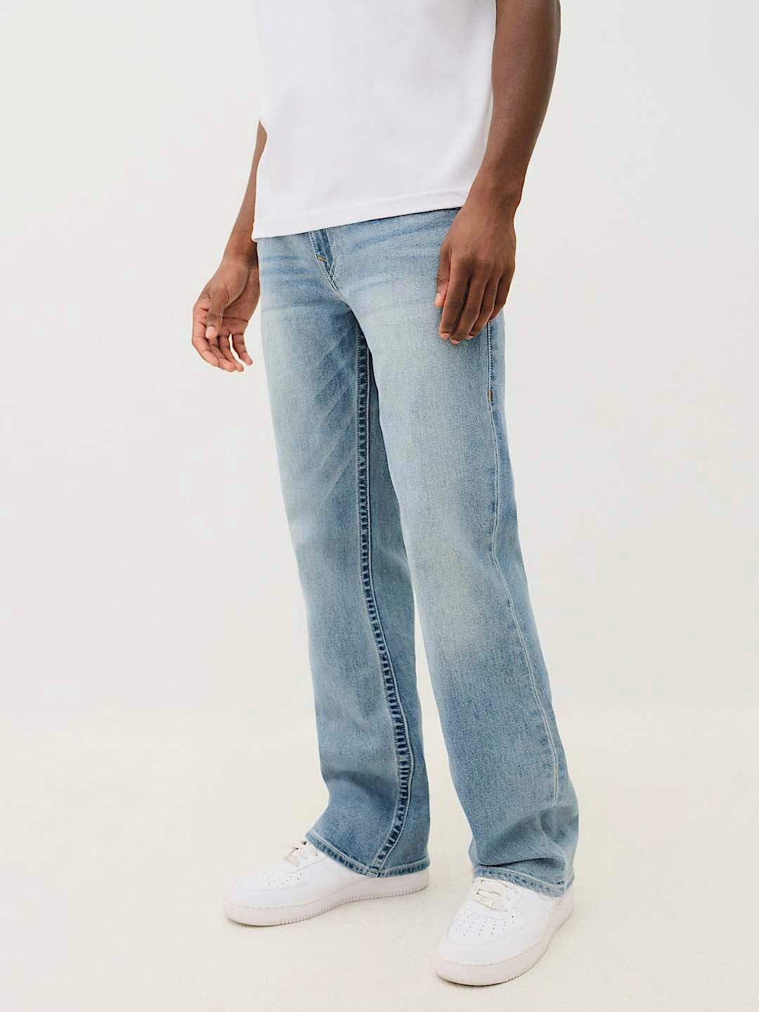 True Religion Men SN Billy Bootcut Fit Medium Wash Jeans