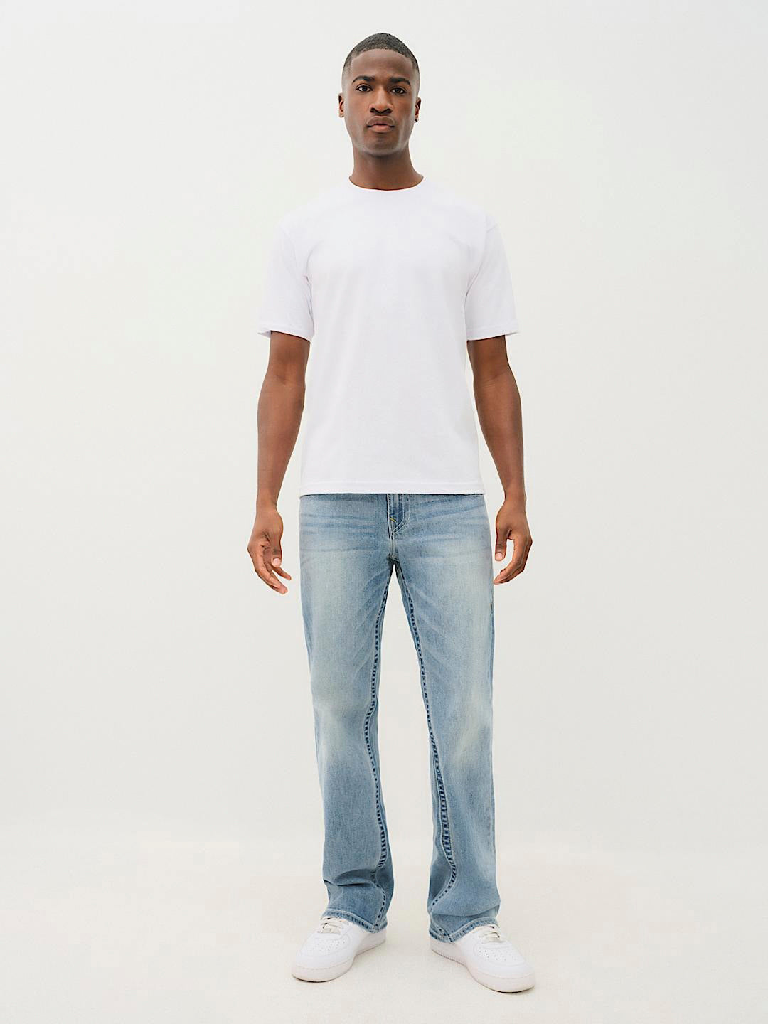 True Religion Men SN Billy Bootcut Fit Medium Wash Jeans