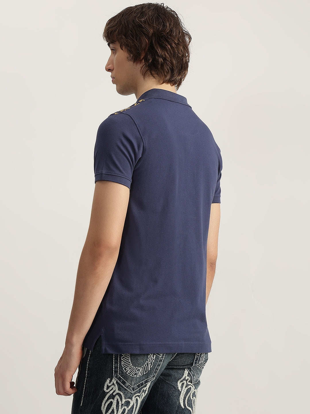 Men blue solid polo neck short sleeves tshirt