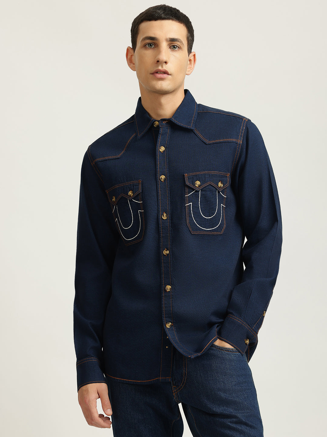 Men navy solid spread collar full sleeves shirt