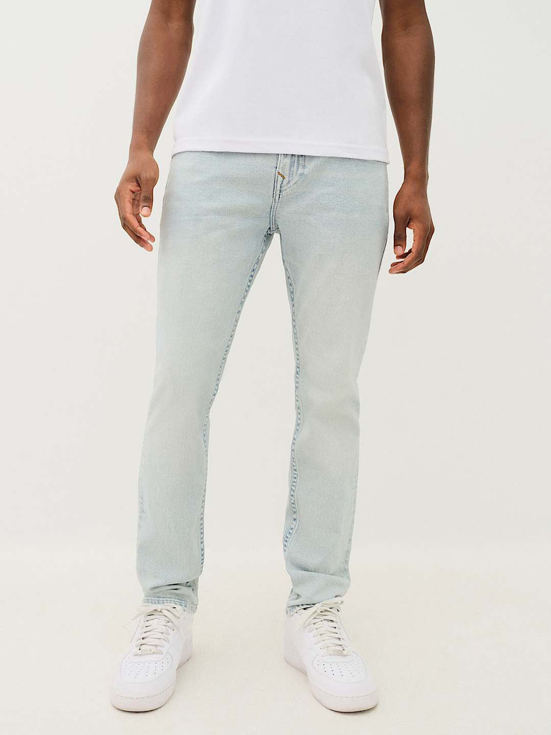 True Religion Men ROCCO SN Lightly Wash Blue Jeans