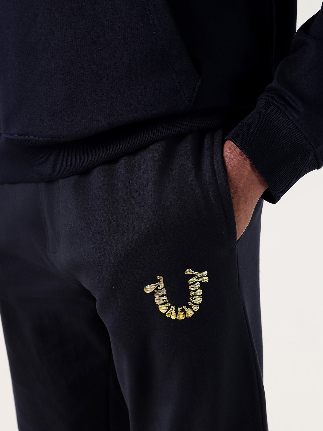 Men navy blue relaxed fit sweatpant