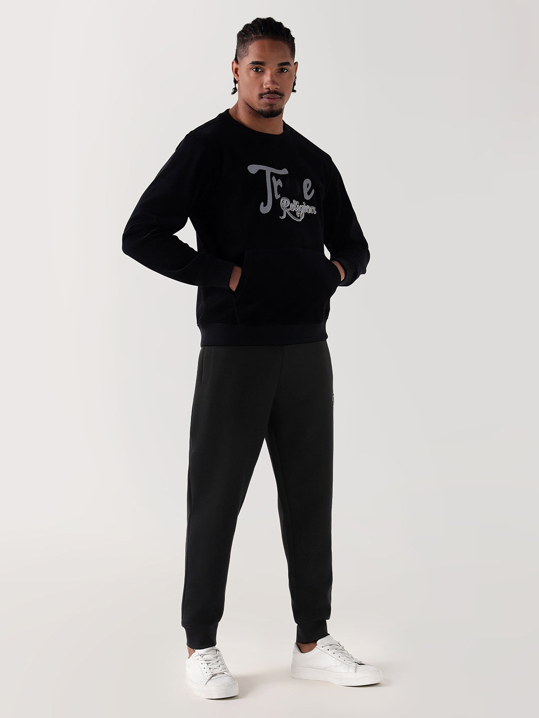 Men black regular fit sweatpant