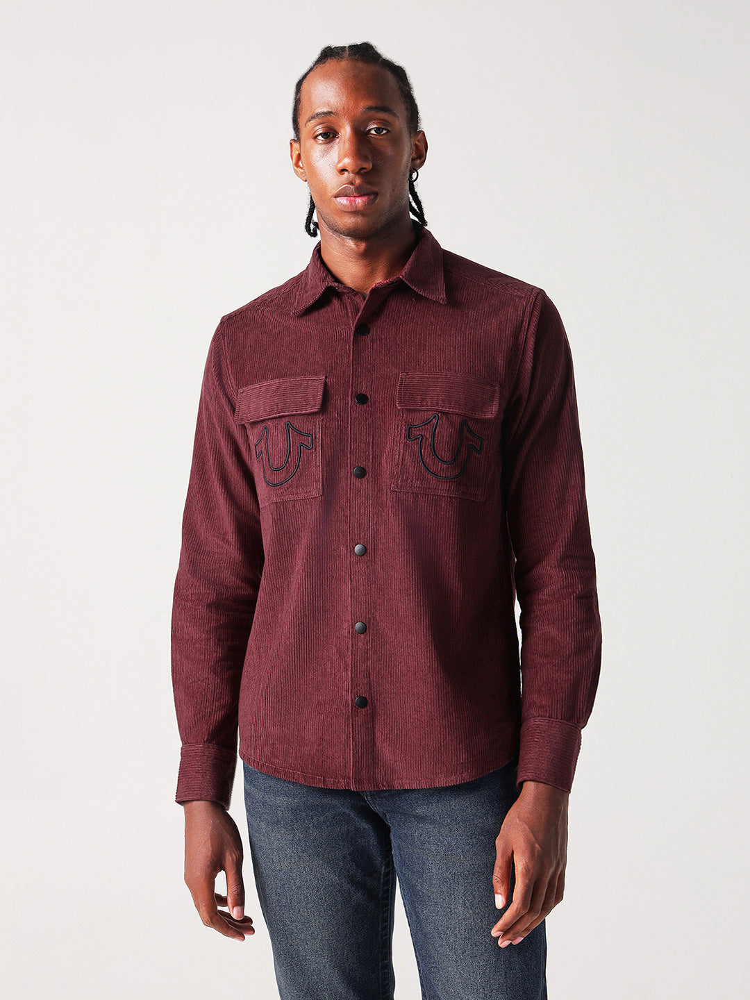 Men red solid collar shirt