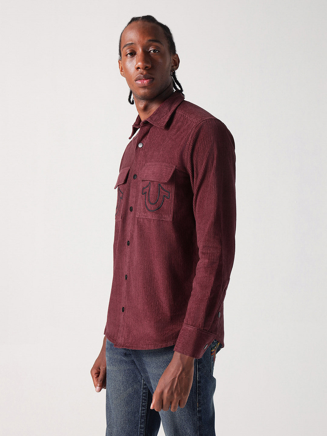 Men red solid collar shirt