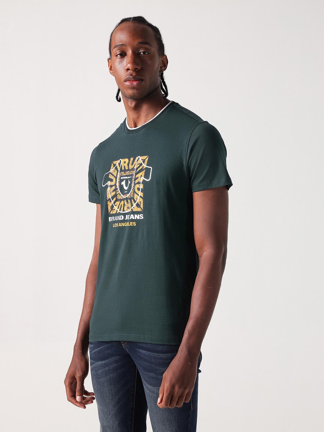Men green solid round neck tshirt