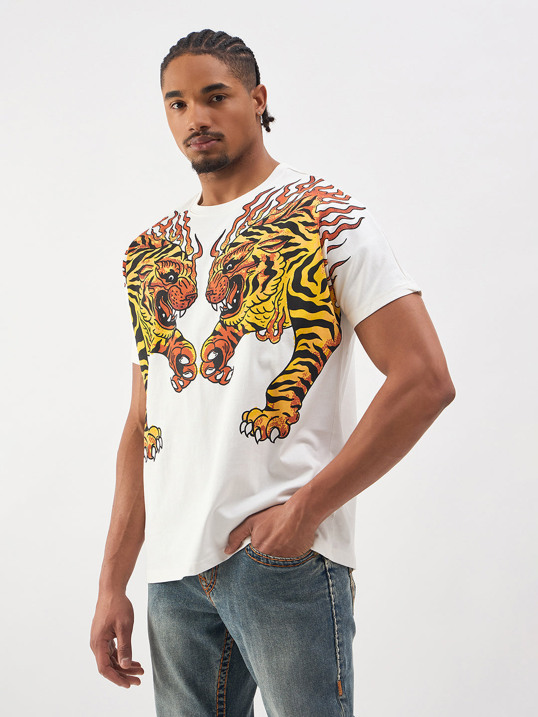 TRUE RELIGION Men White Graphic Print Relaxed Fit T Shirt
