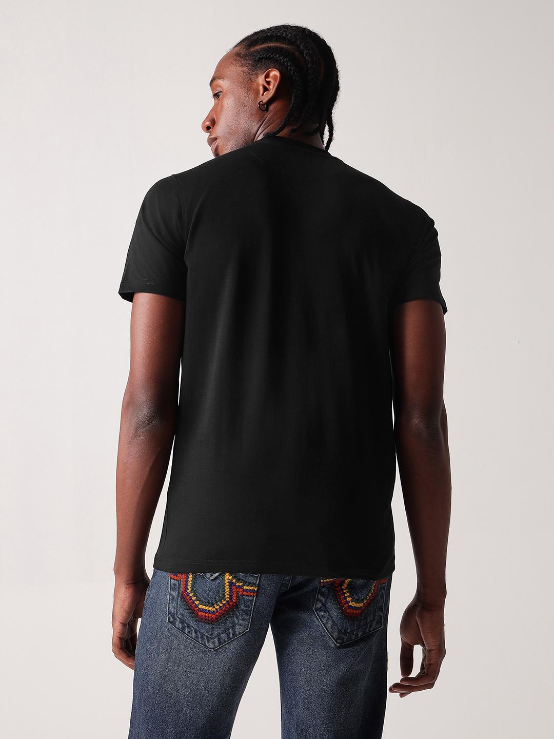 Men black solid round neck tshirt