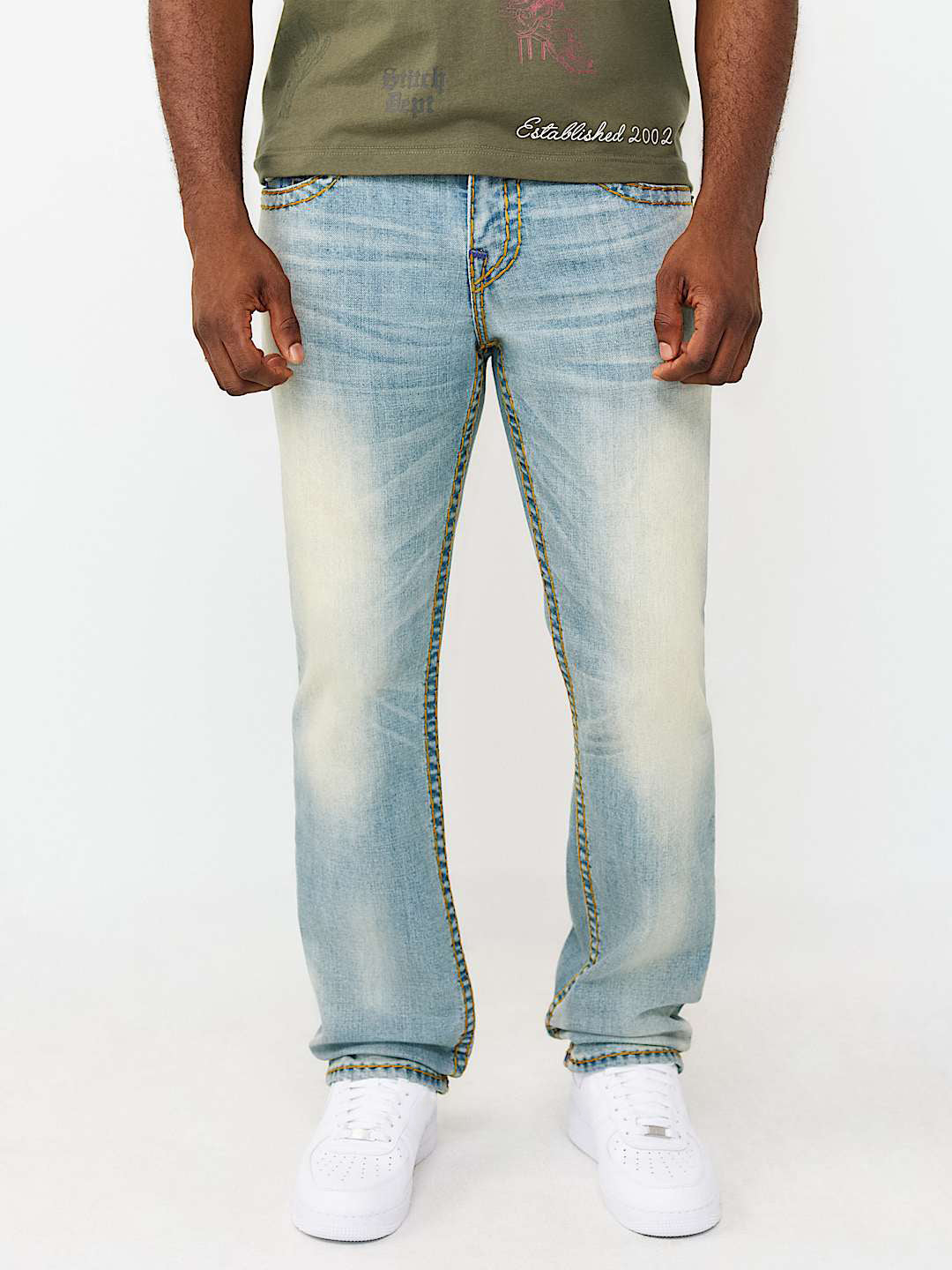 Men blue ricky super t straight fit mid rise jeans