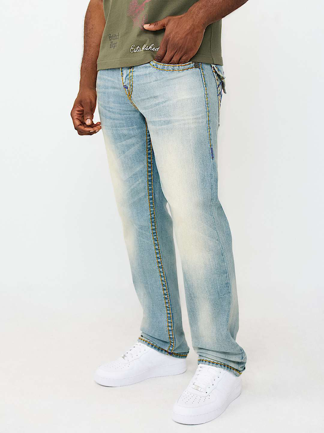 Men blue ricky super t straight fit mid rise jeans