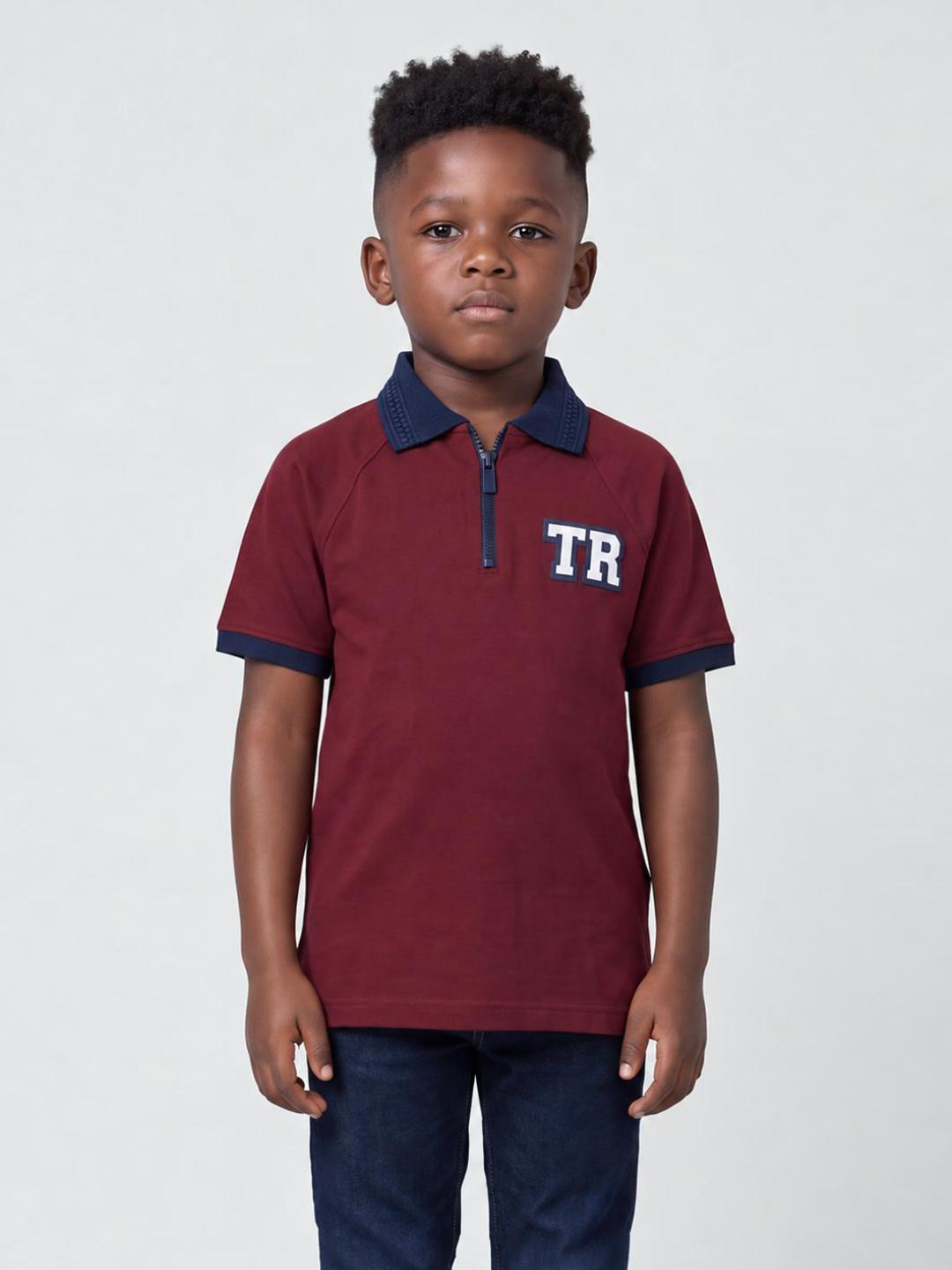 Boys red solid regular fit cotton polo t-shirt