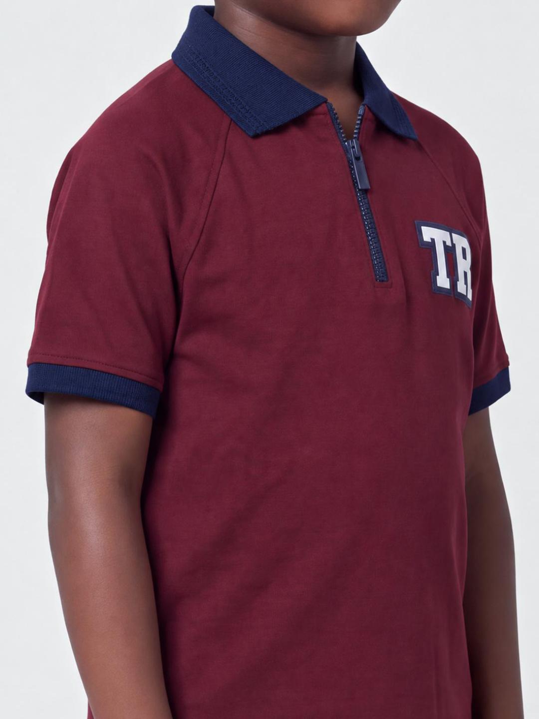 Boys red solid regular fit cotton polo t-shirt