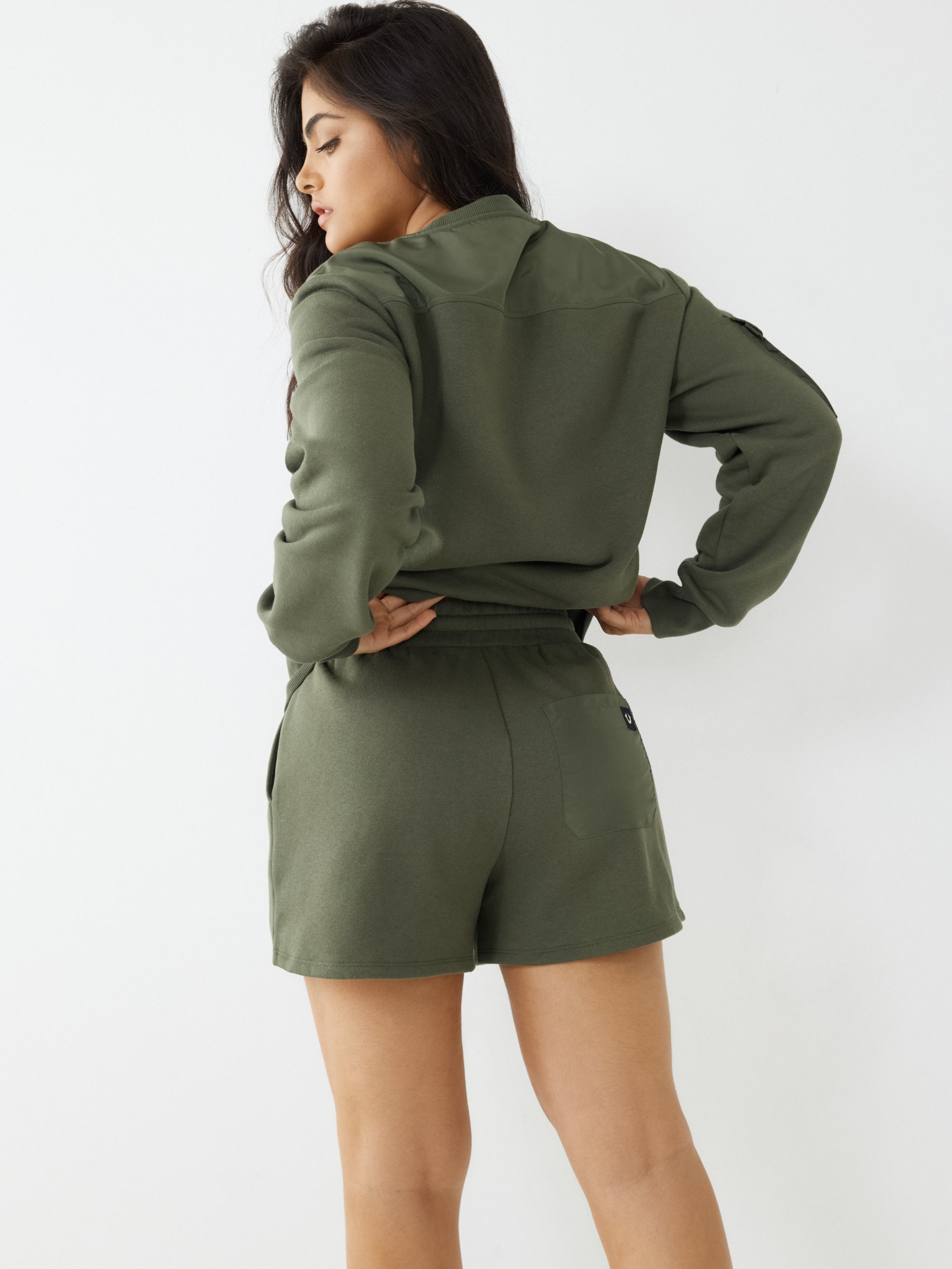 Women green regular fit sweatshirt