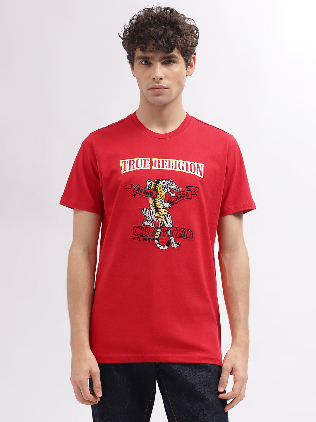 Men red printed round neck short sleeves tshirt