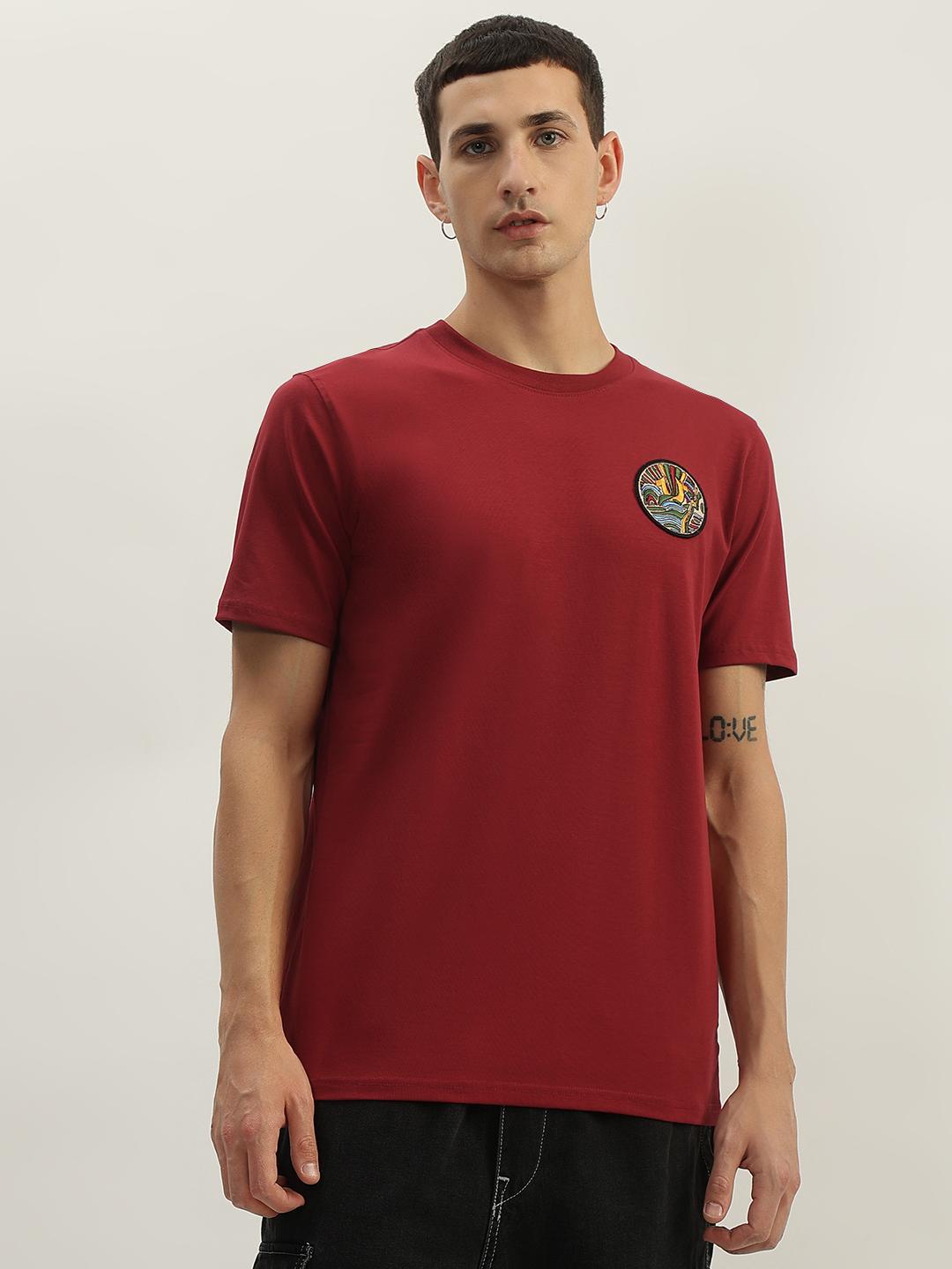 Men red printed round neck short sleeves tshirt