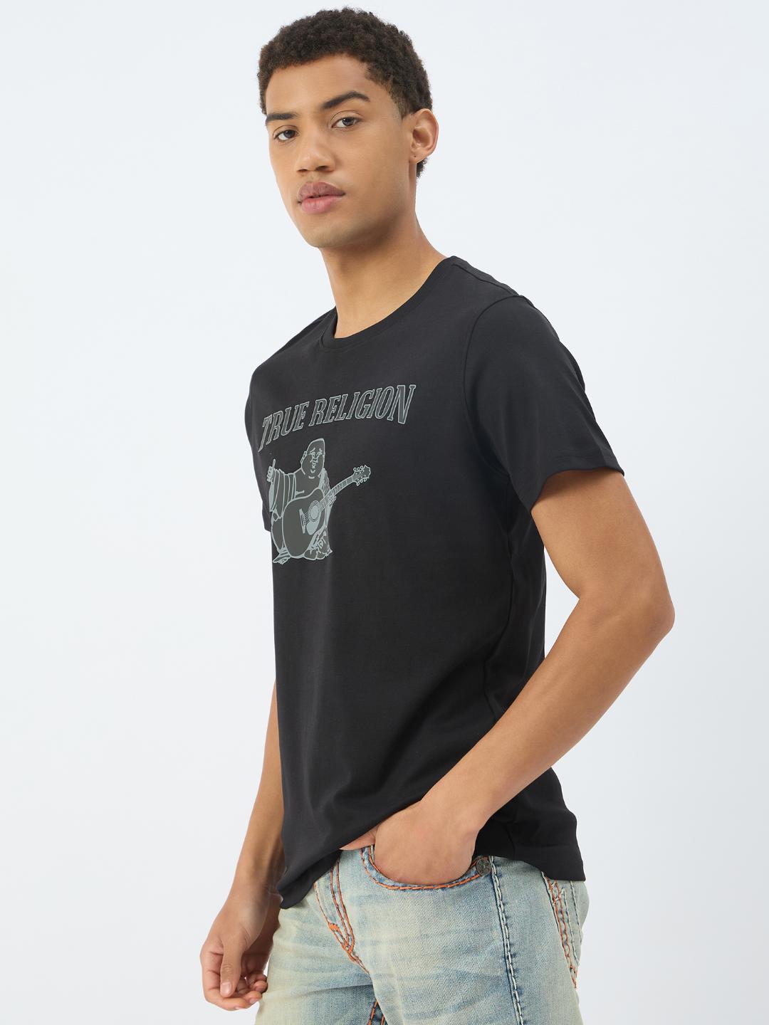Men black solid round neck tshirt
