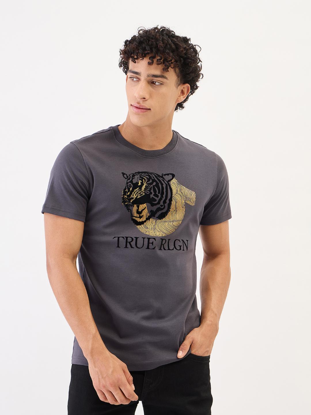 Men grey solid round neck tshirt