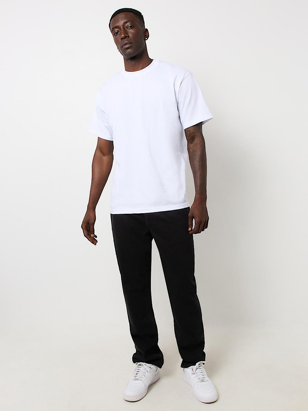 True Religion Sn Ricky Straight Fit Black Mid Rise Solid Jeans