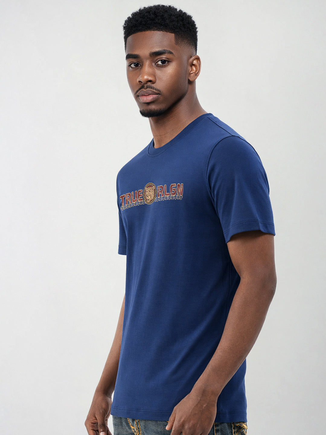 Men blue solid regular fit pure cotton t-shirt
