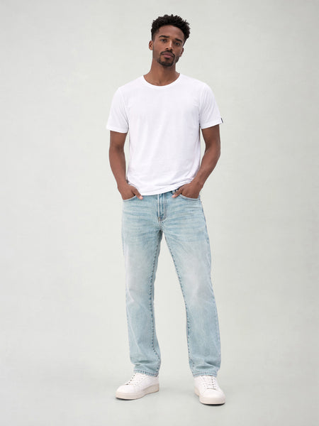 True Religion Men Blue Solid Straight Fit Big T Ricky Jeans