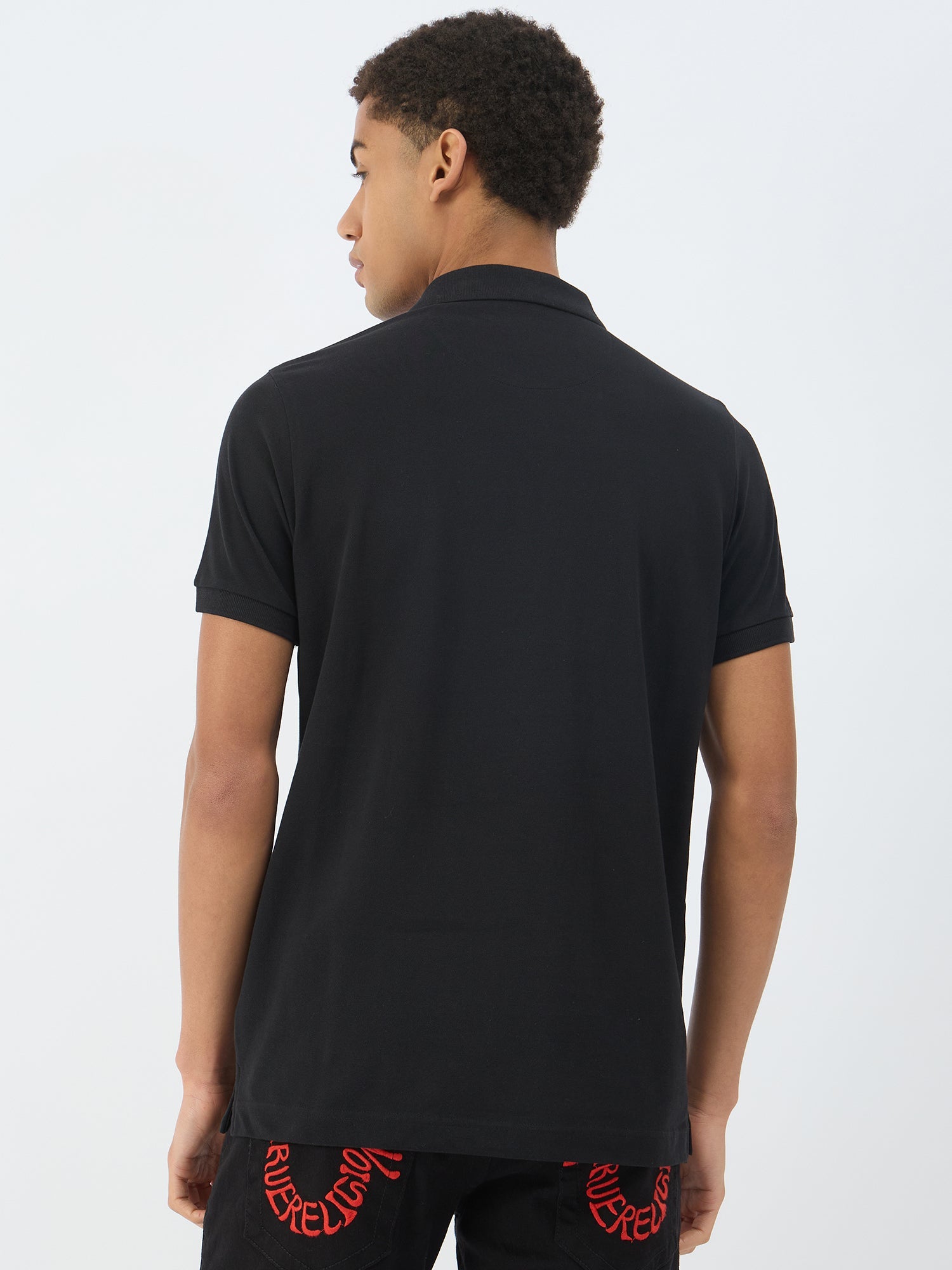 Men black polo tshirt