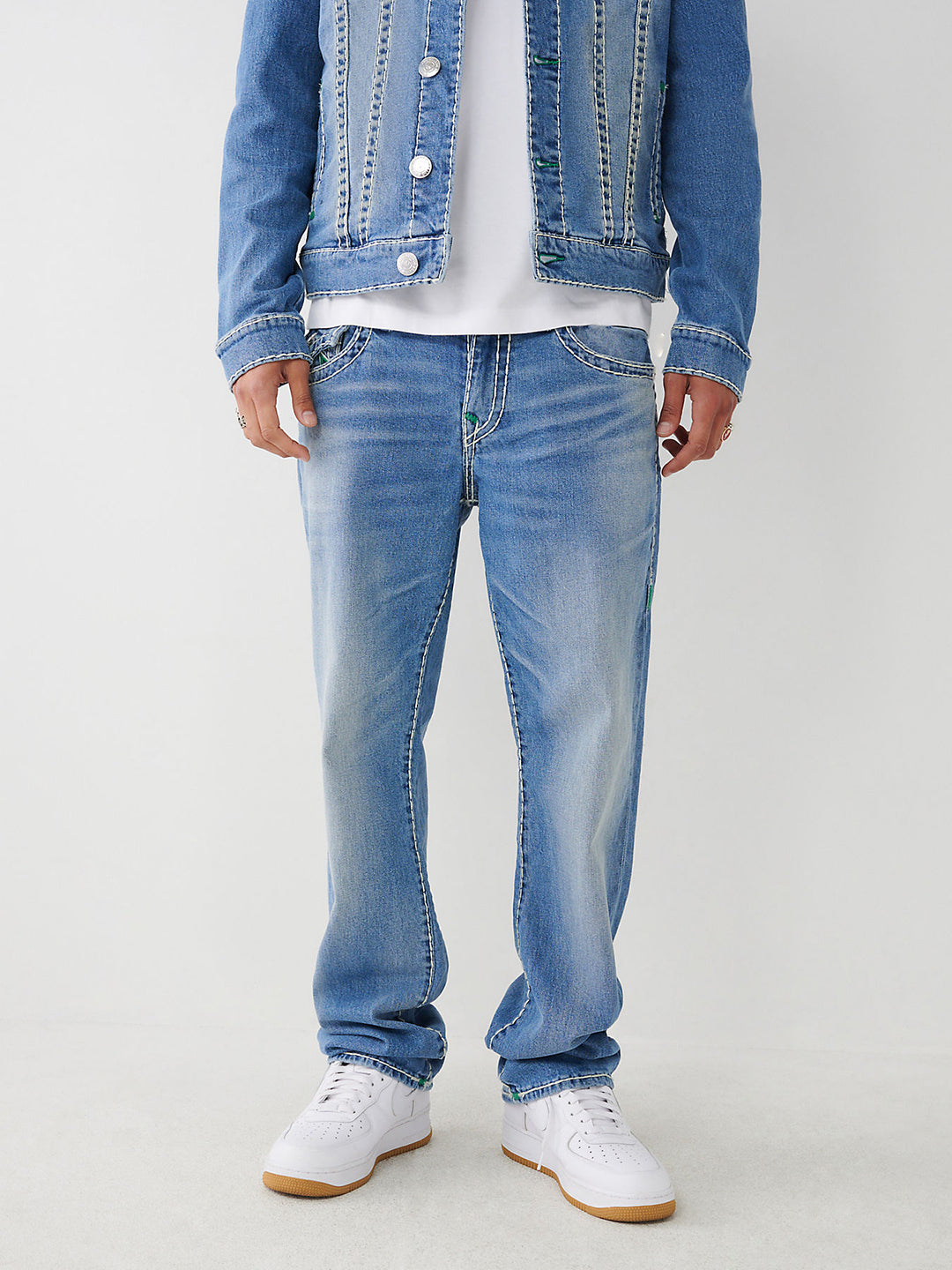 Men super t ricky straight fit light wash jeans